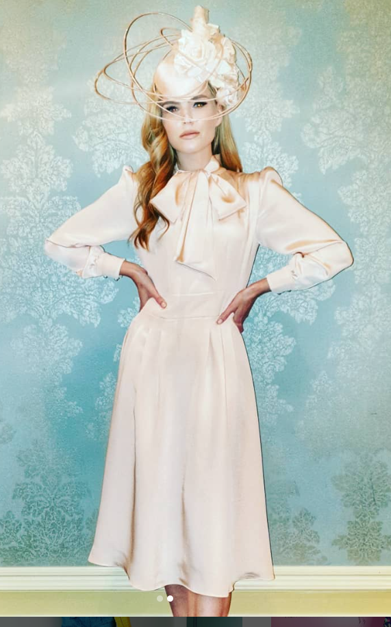 Pussybow dresses sales